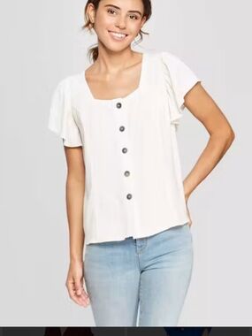 Universal Thread White Button-Front Scoop Neck Blouse